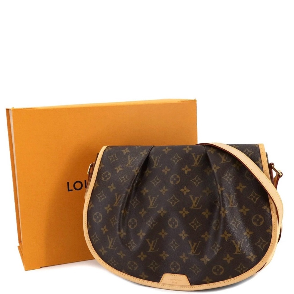LOUIS VUITTON Monogram Menilmontant MM